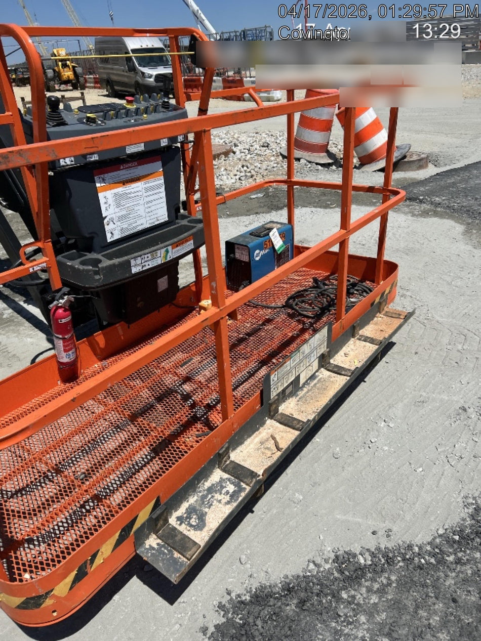 2025 JLG 660SJ
