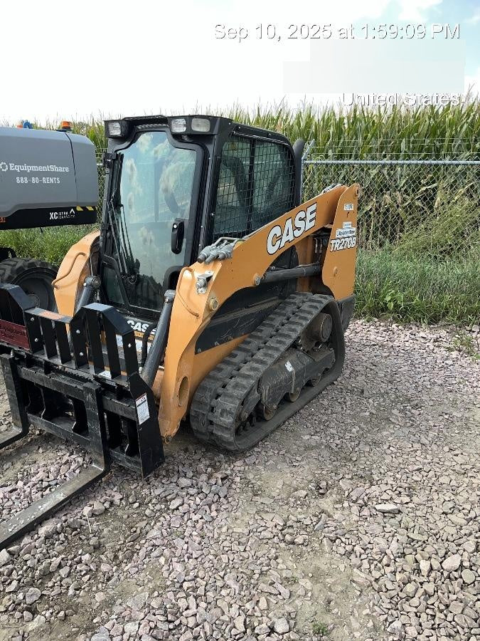2021 CASE TR270B