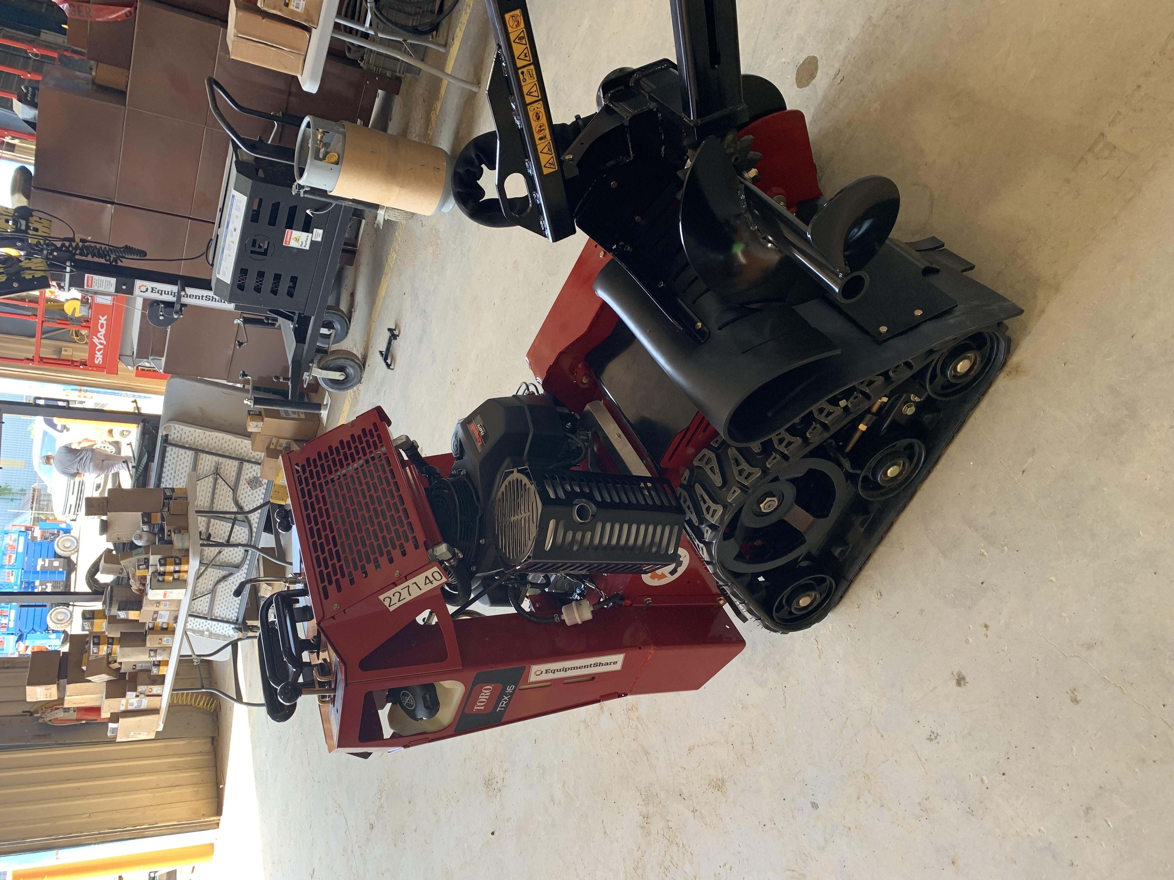2022 TORO TRX-16