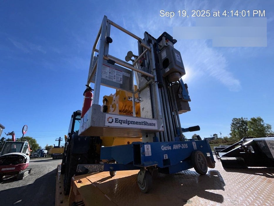 2021 GENIE AWP-30S DC