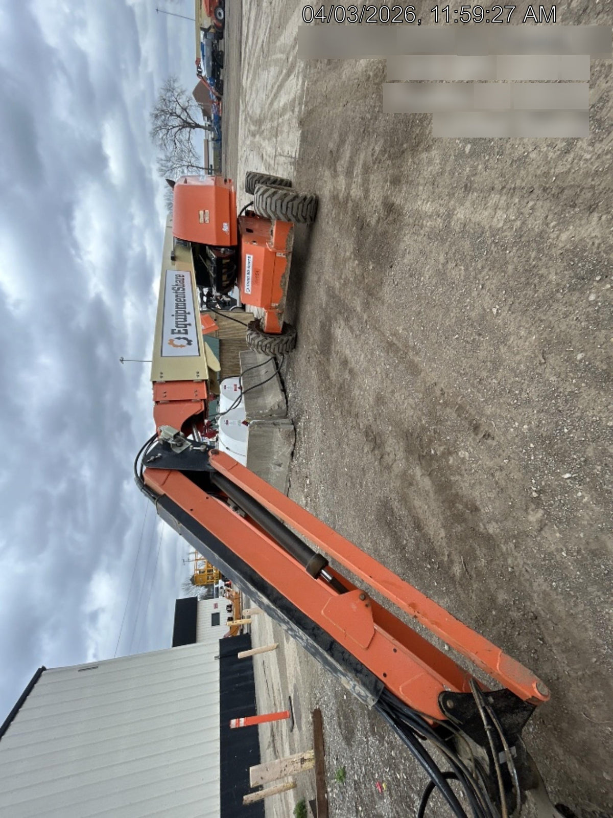 2019 JLG 660SJ