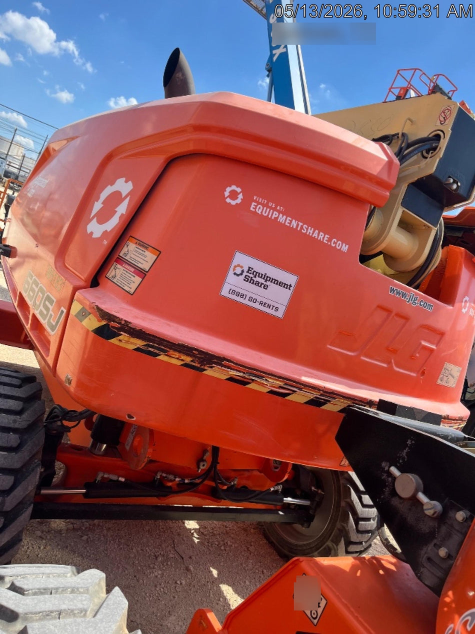 2023 JLG 660SJ