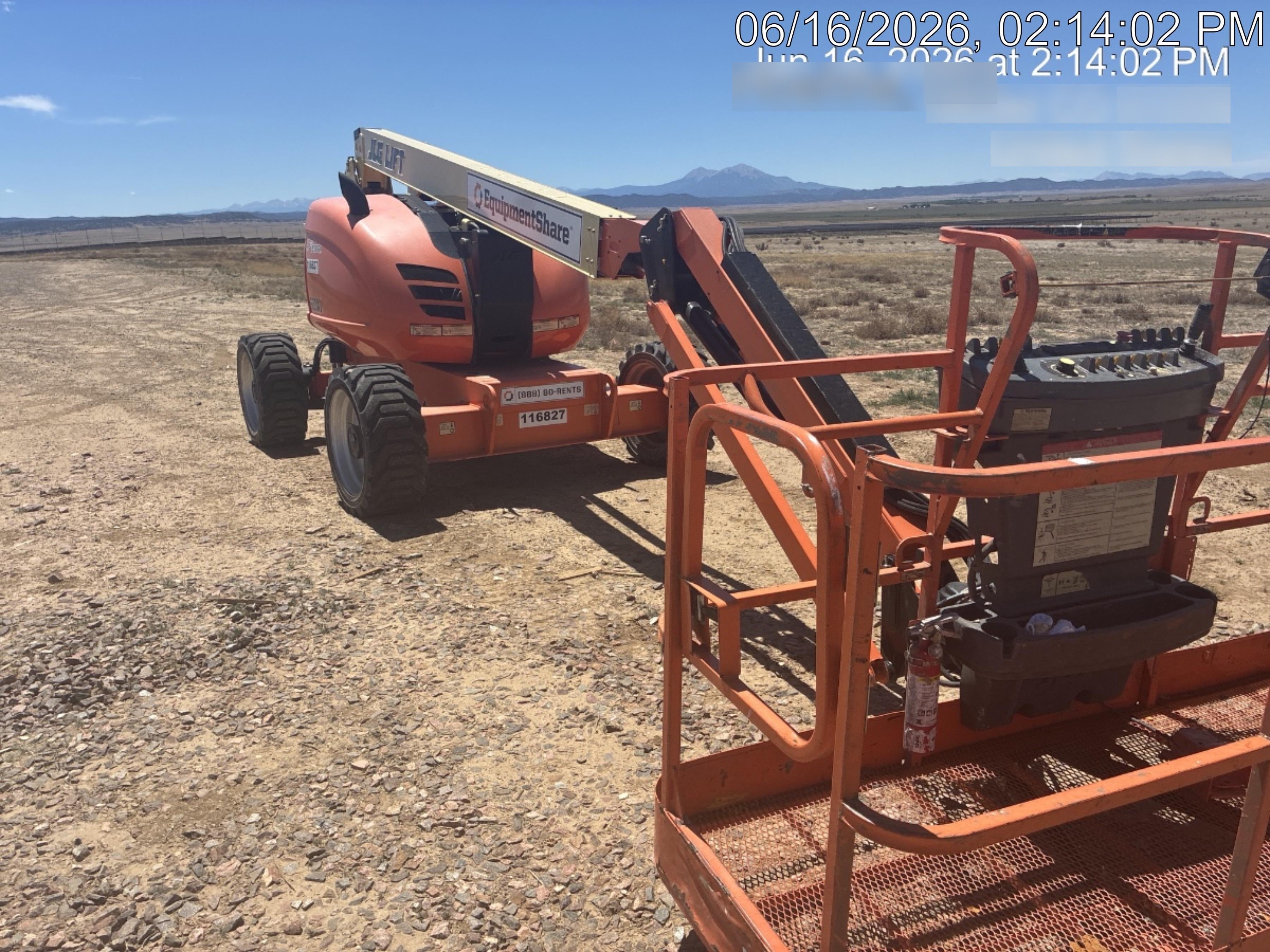 2021 JLG 600AJ