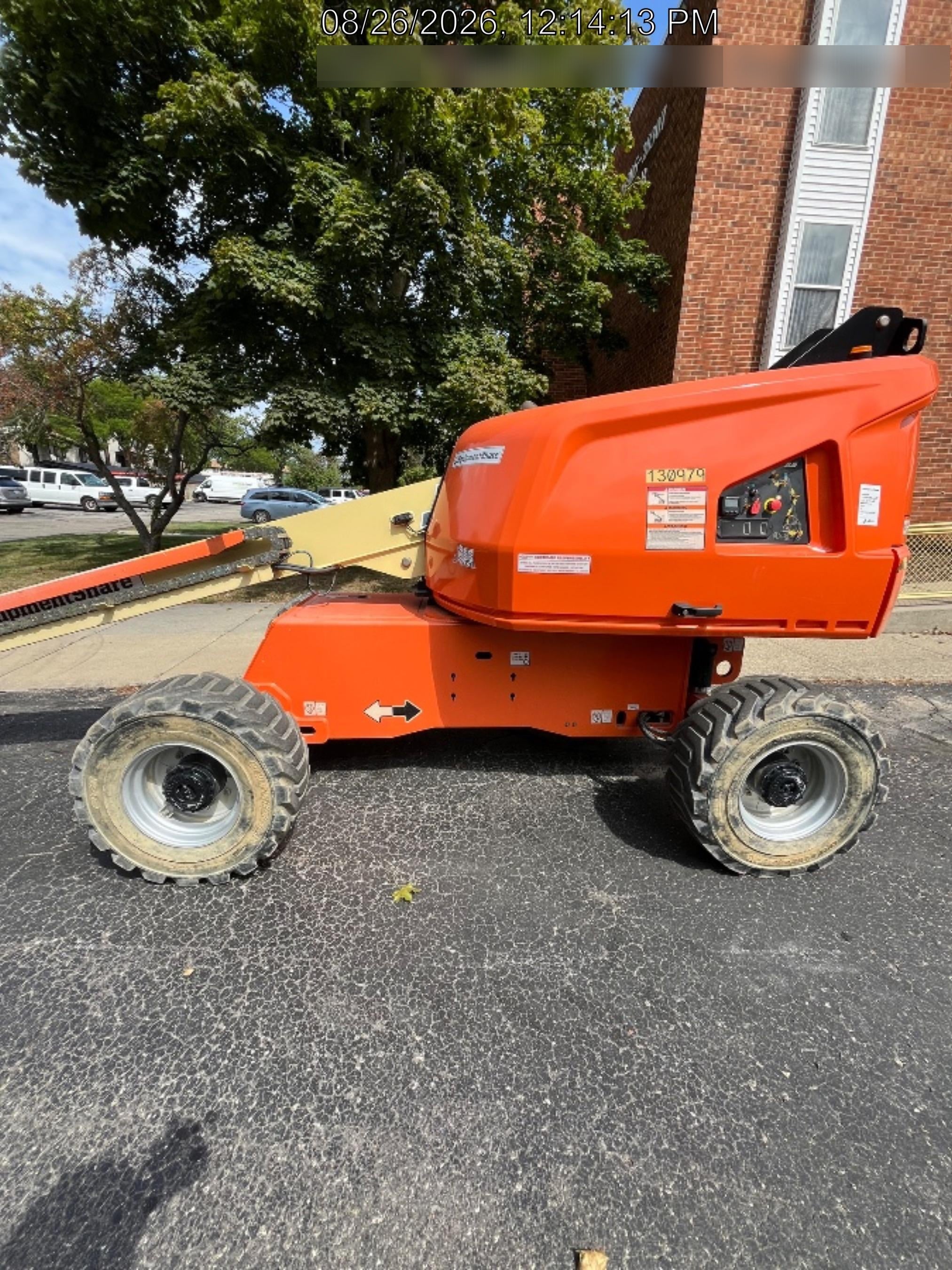 2021 JLG 400S