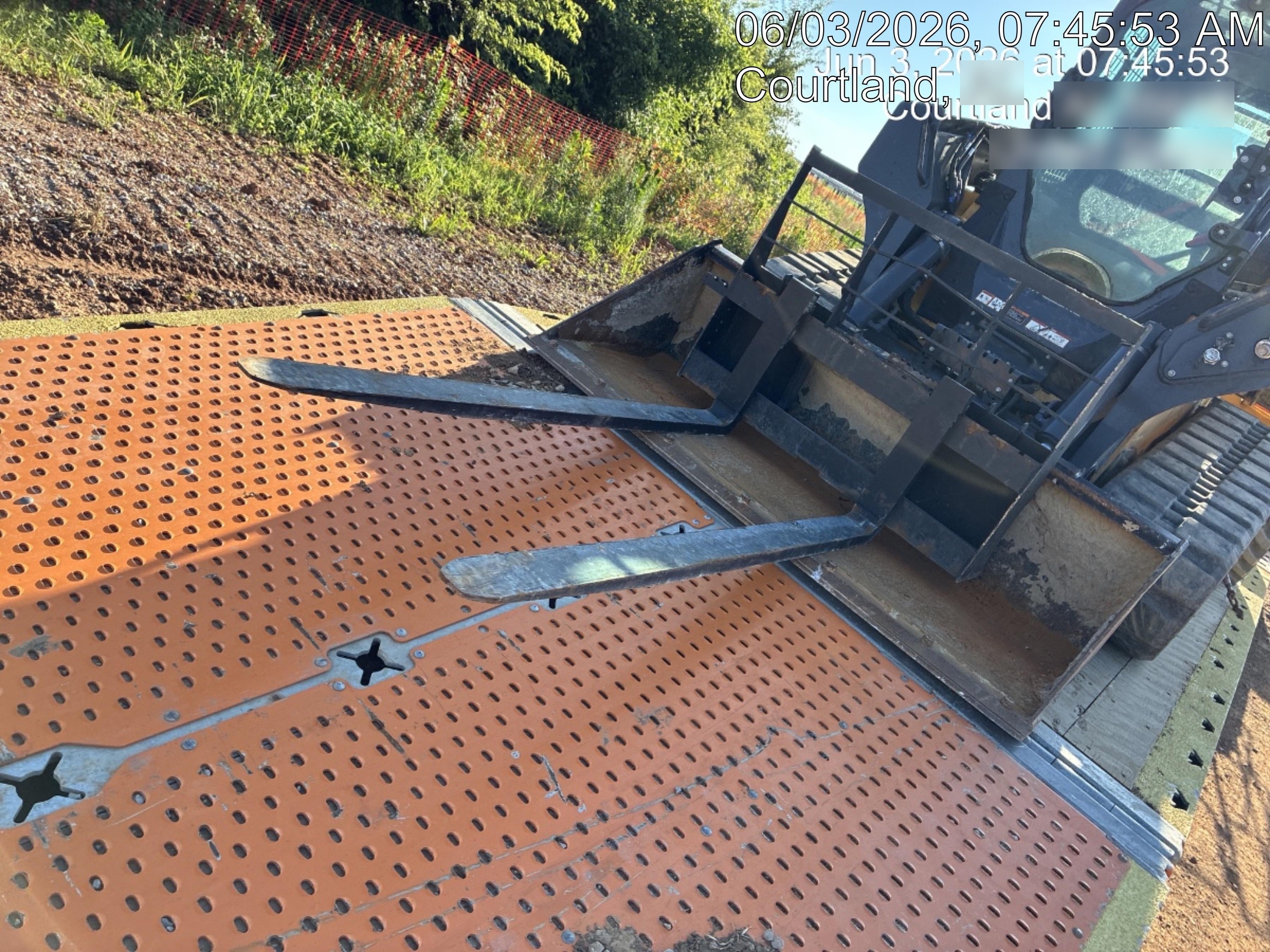 2025 ARROW MATERIAL HANDLING 48" Pallet Forks - Arrow