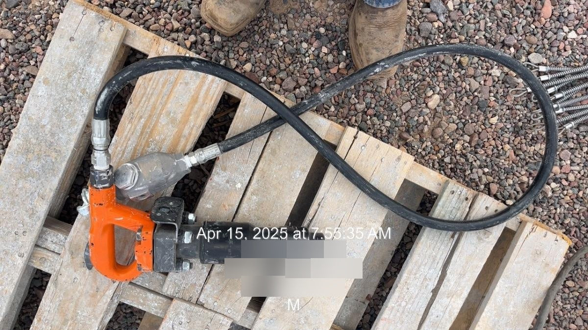 2024 MICHIGAN PNEUMATIC ES-CH3R-TRACKER