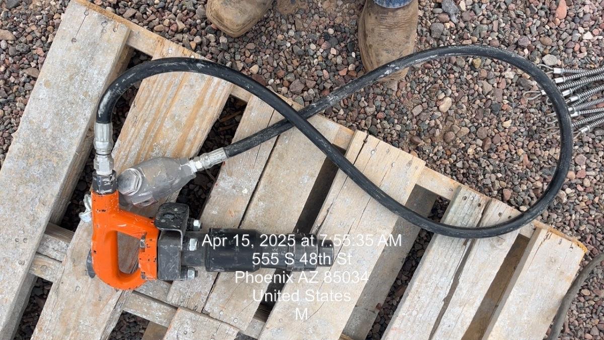 2024 MICHIGAN PNEUMATIC ES-CH3R-TRACKER