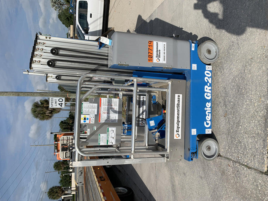 2020 GENIE GR-20