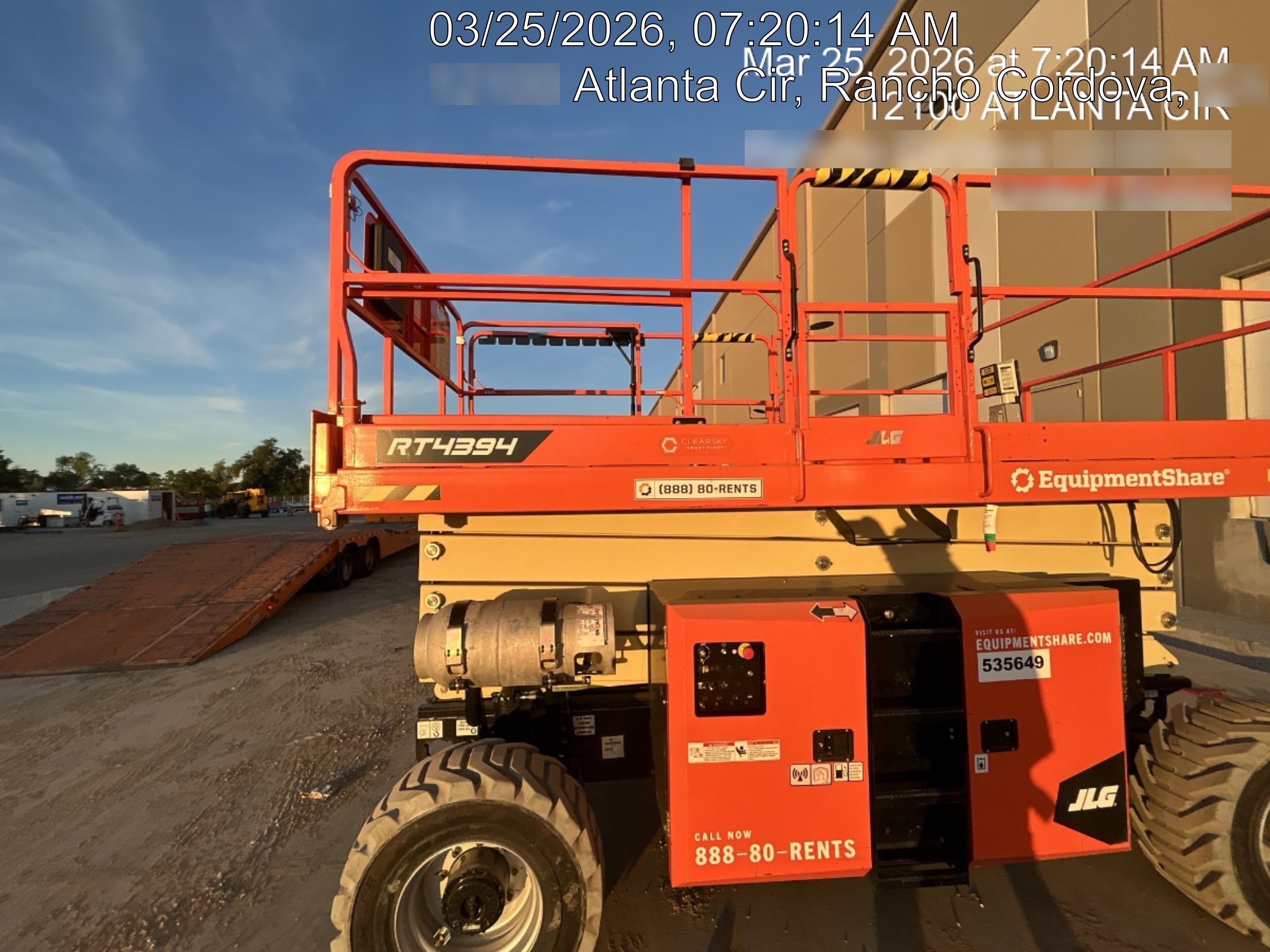 2025 JLG RT4394