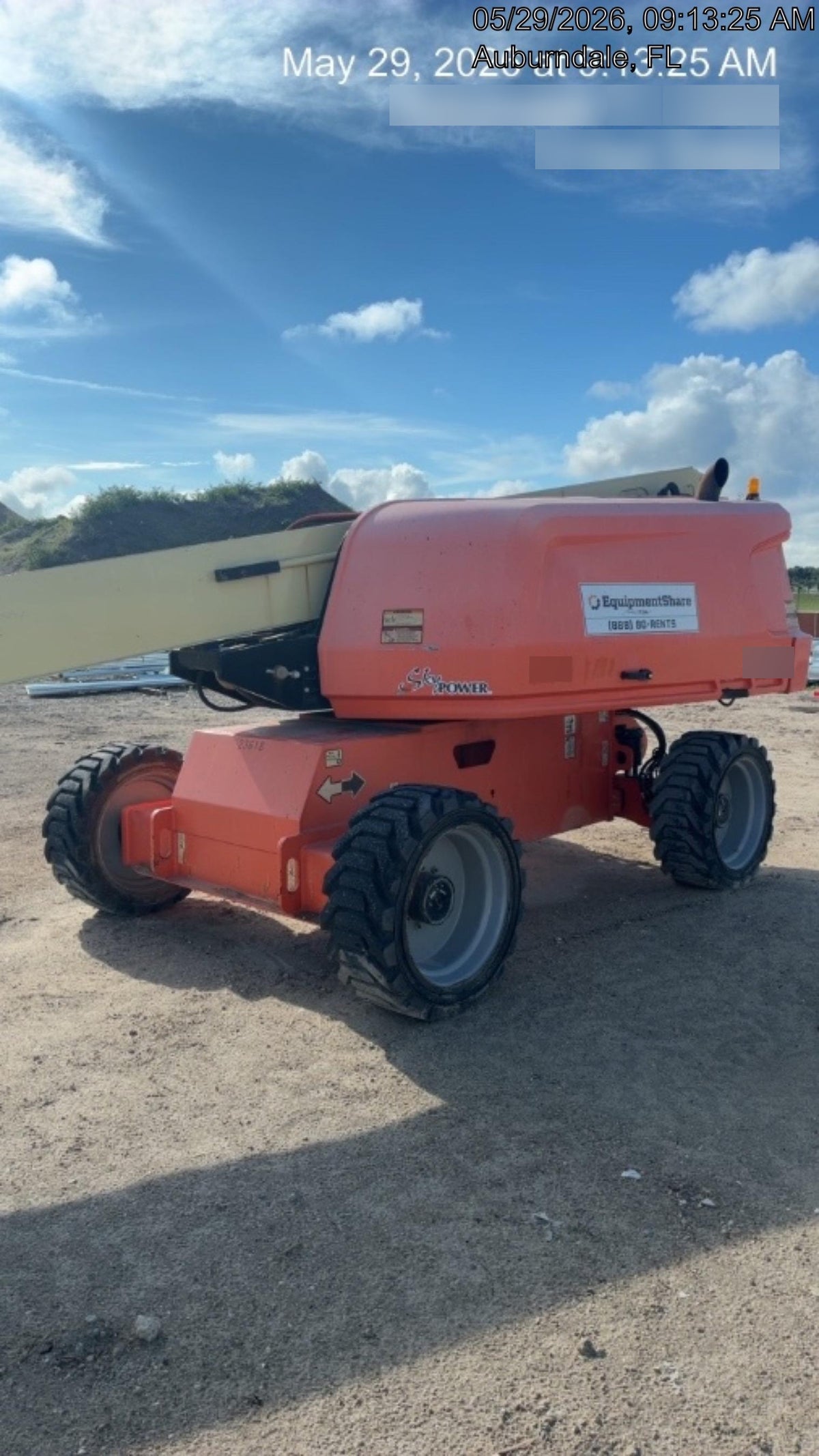 2019 JLG 660SJ
