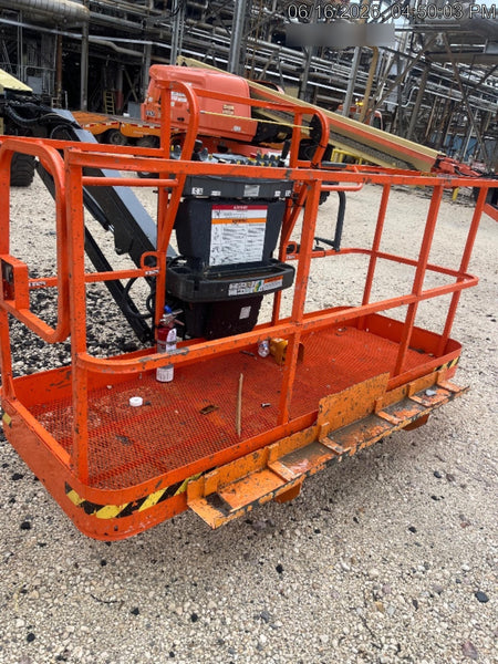 2025 JLG 660SJ