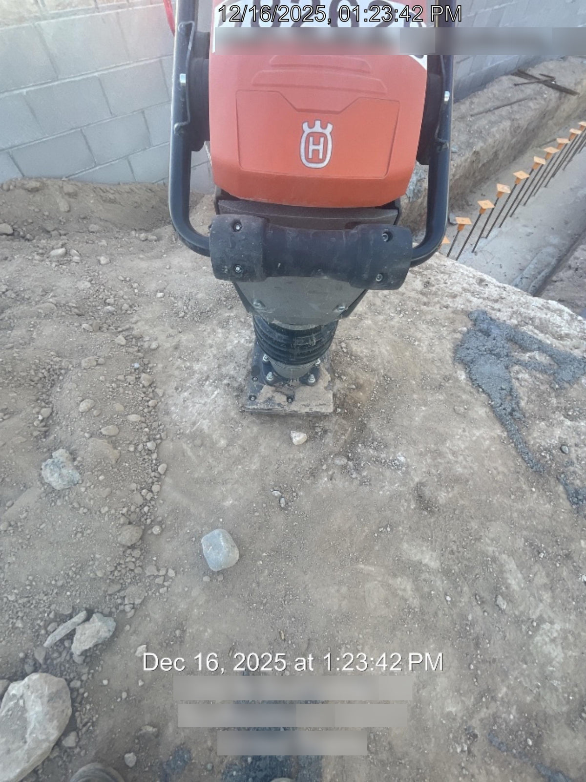 2025 HUSQVARNA LT6005