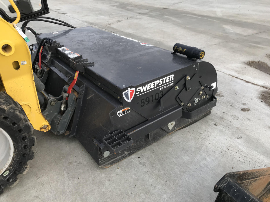 2020 PALADIN Sweepster 84