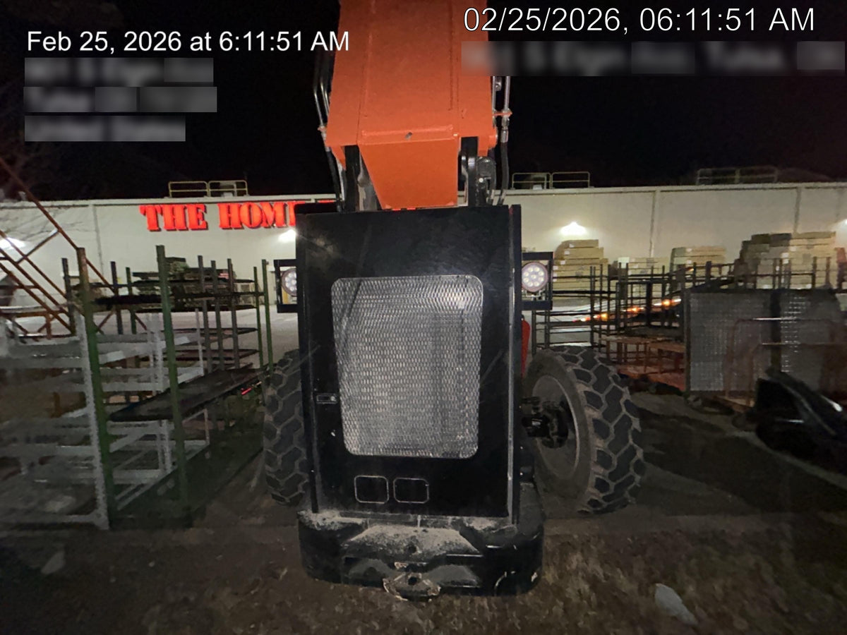 2023 SKYTRAK 8042