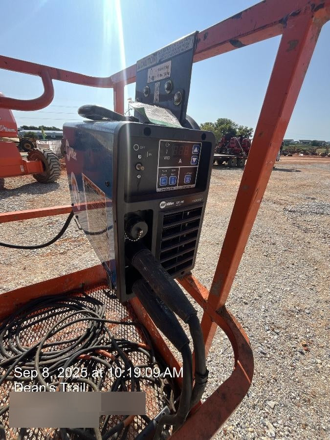 2025 MILLER ELECTRIC CST-282