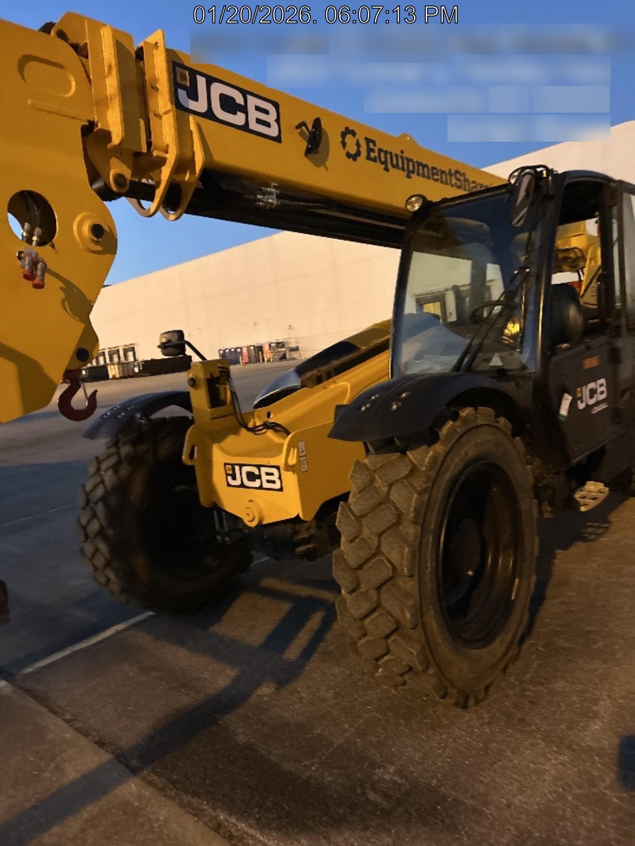 2025 JCB 509-42