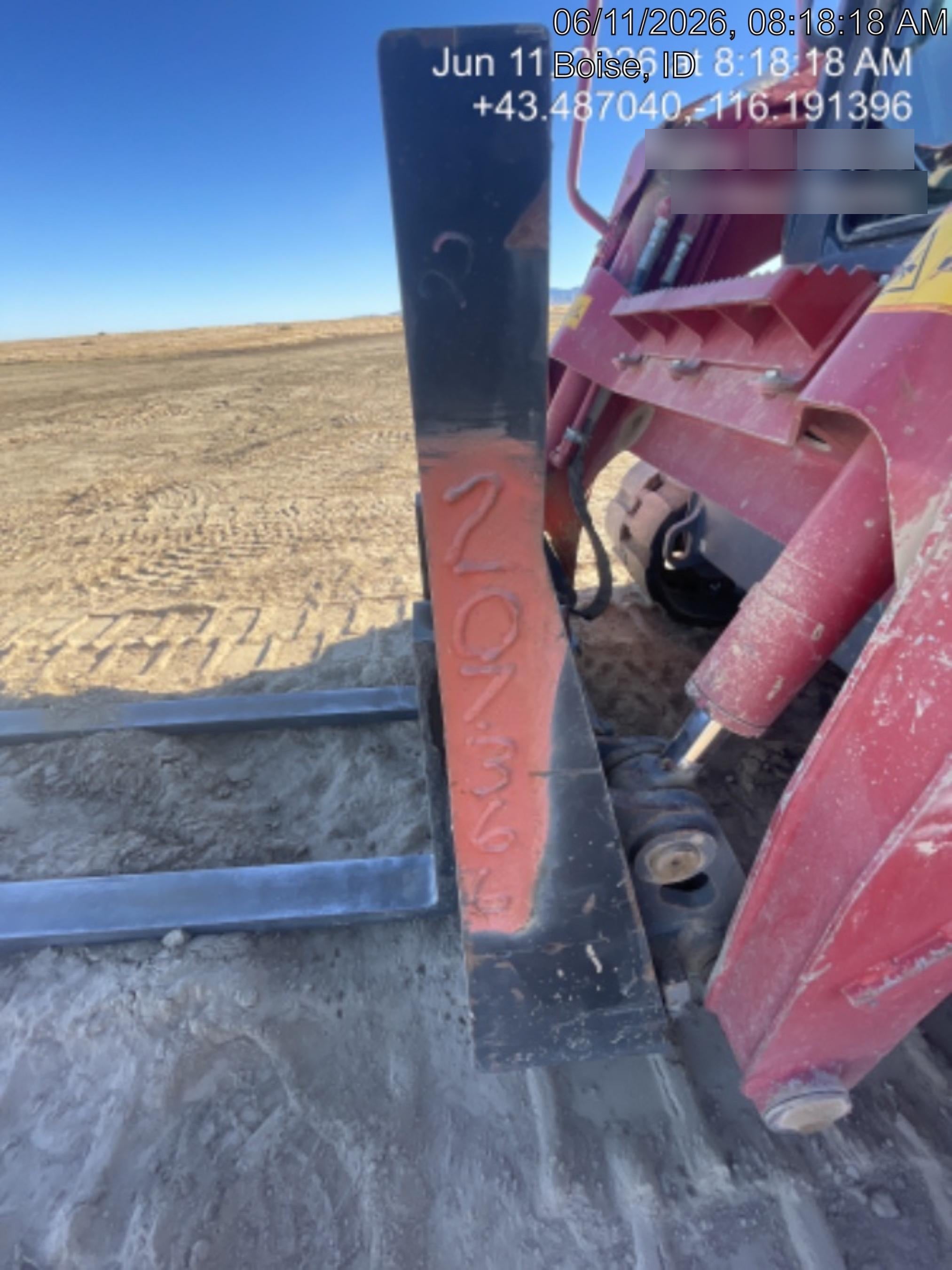 2022 ARROW MATERIAL HANDLING 60" Pallet Forks - Arrow