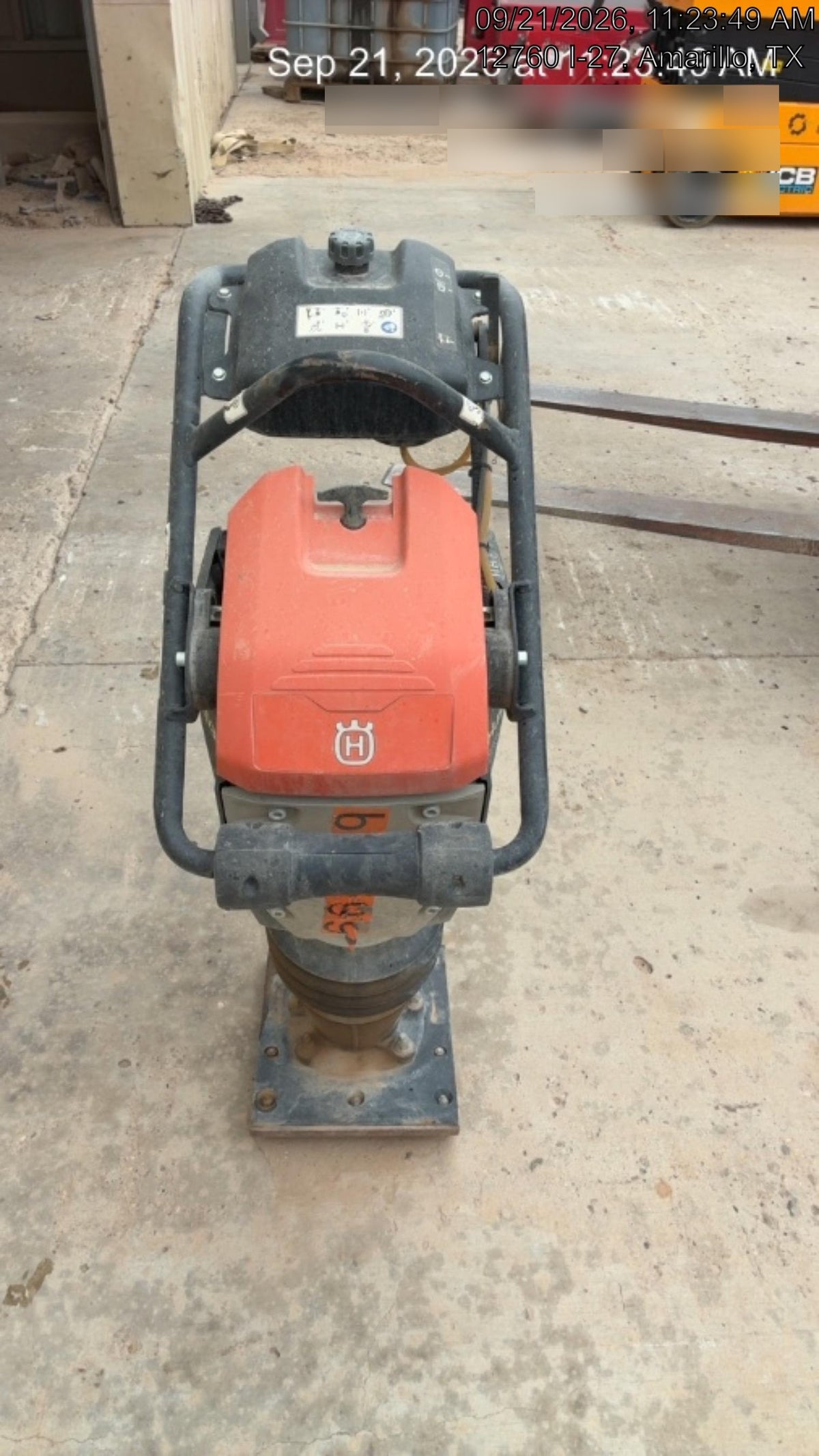 2025 HUSQVARNA LT6005