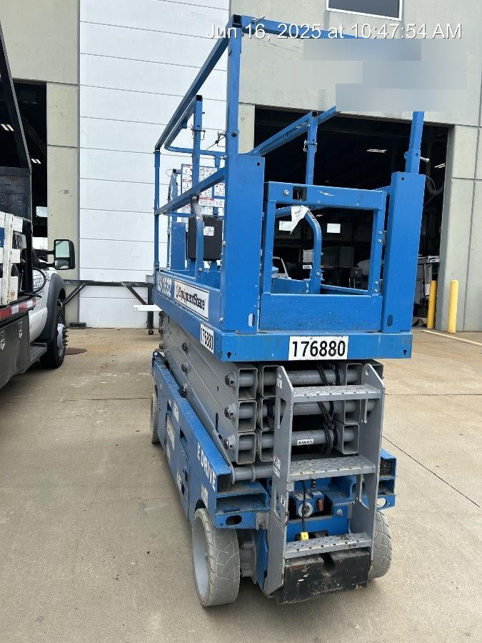2021 GENIE GS-2632