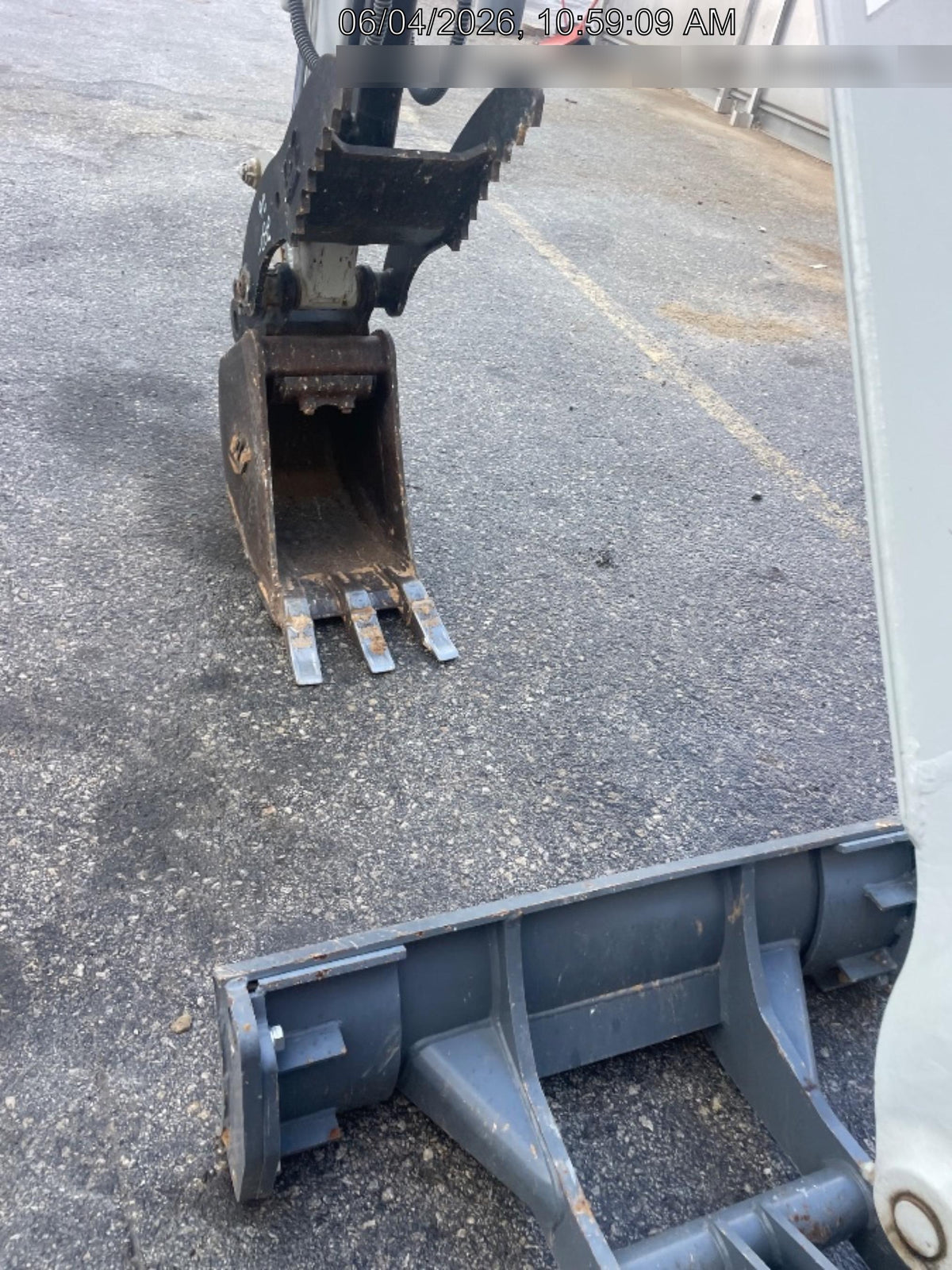 2023 TAKEUCHI TB20e