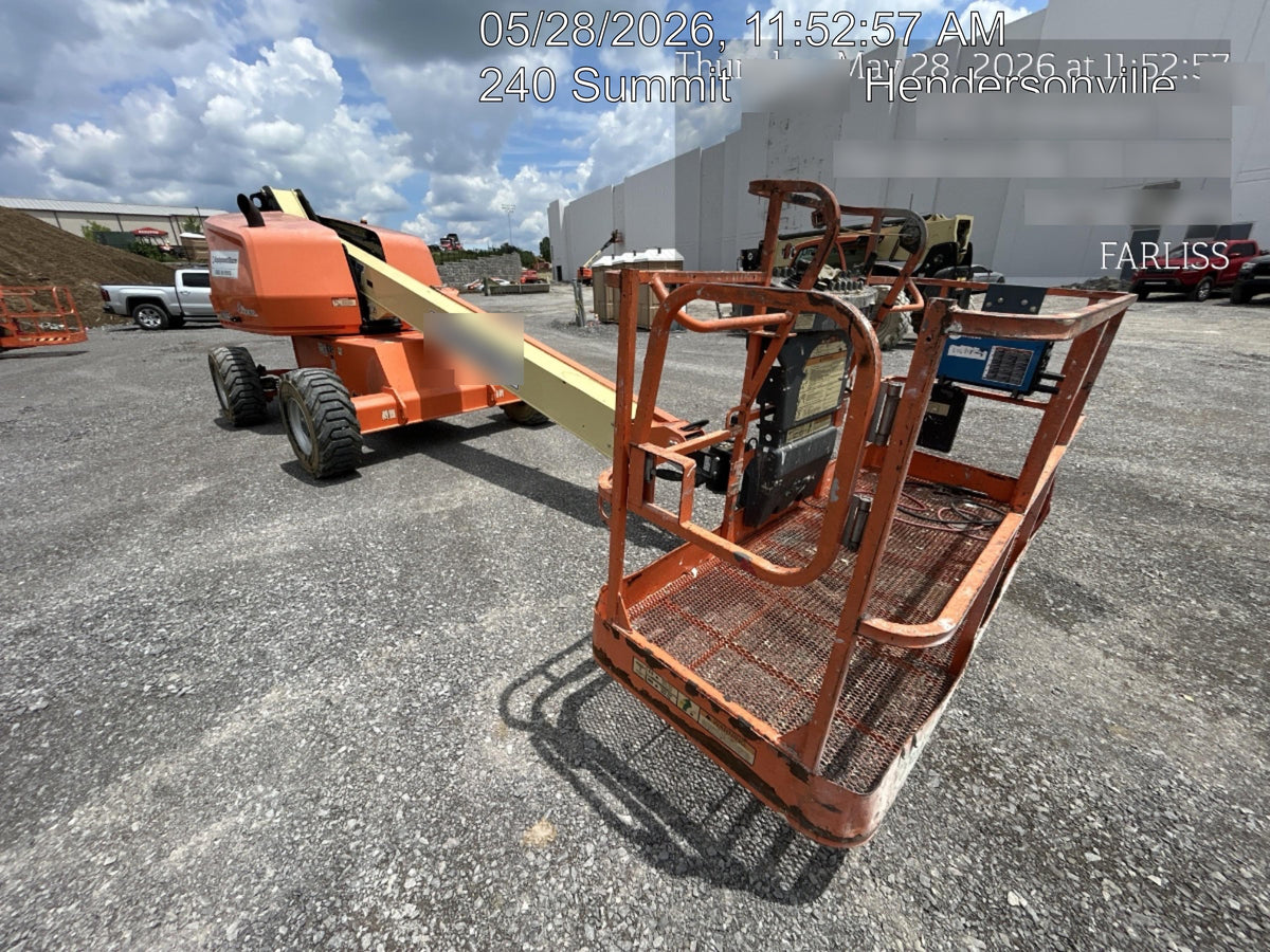 2019 JLG 400S