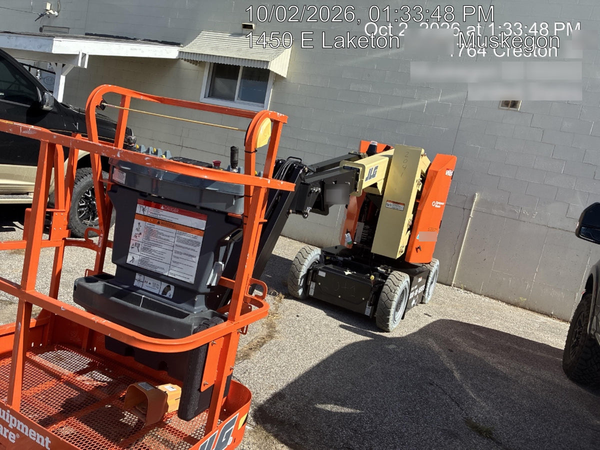 2025 JLG E300AJP