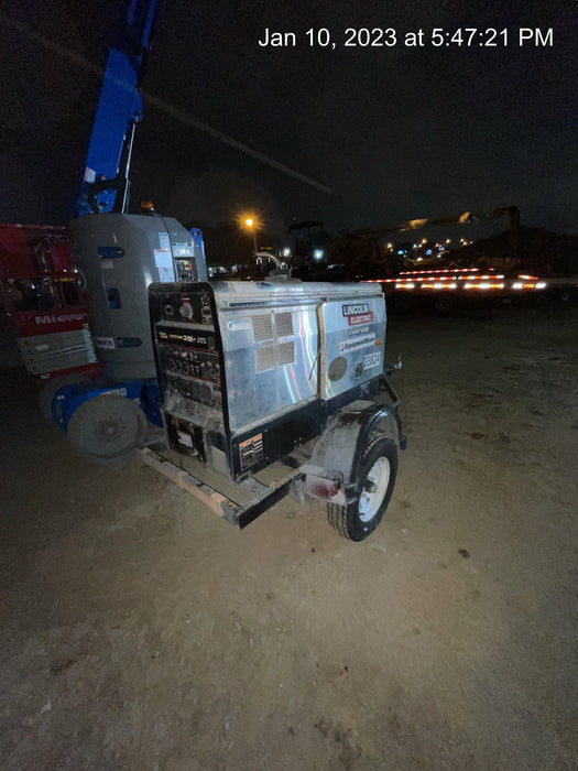 2019 Lincoln Electric Vantage 322 Welder Ready-Pak 3, Two wheel trailer, Fender and Light kit, Cable Rack