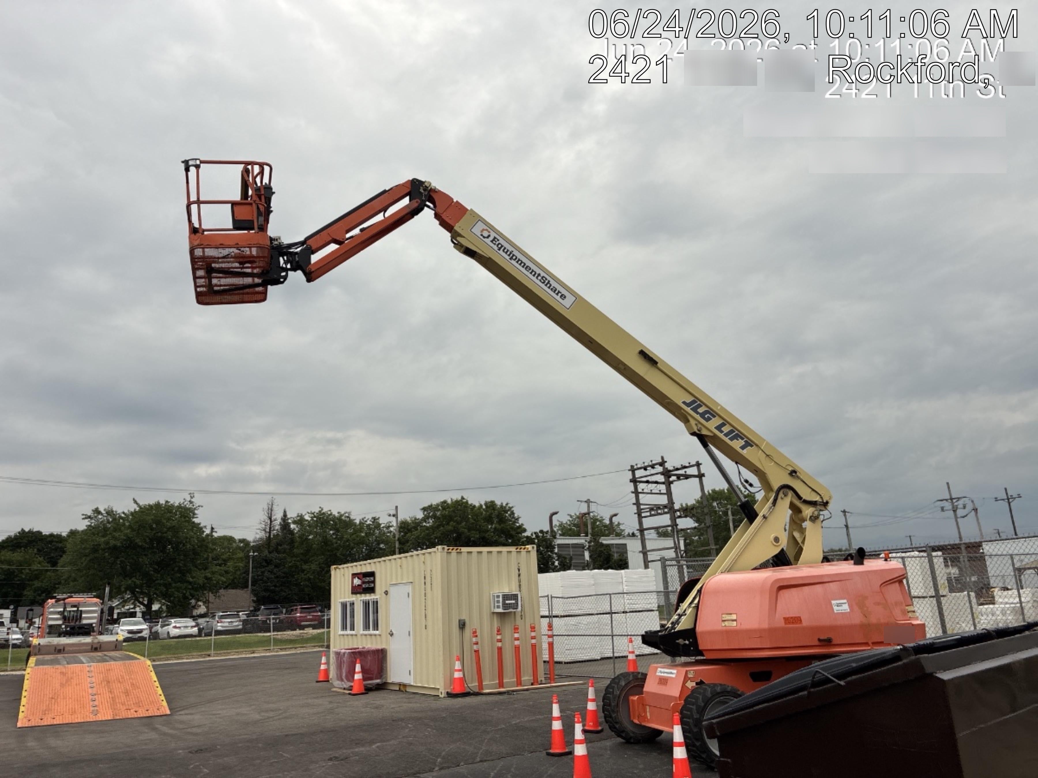 2019 JLG 660SJ