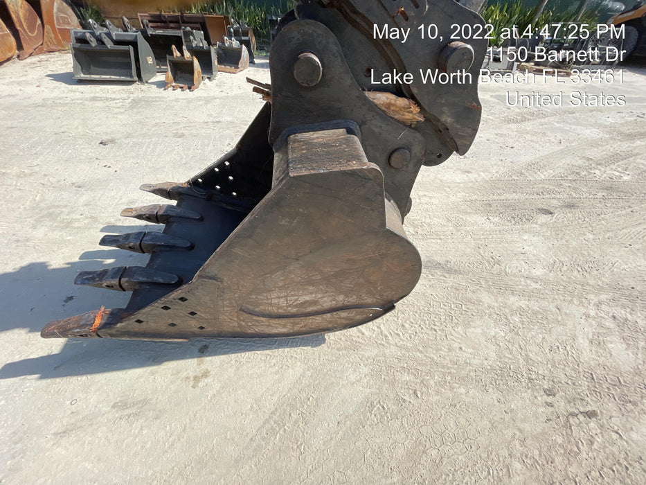 2015 CASE 42" Bucket - Case