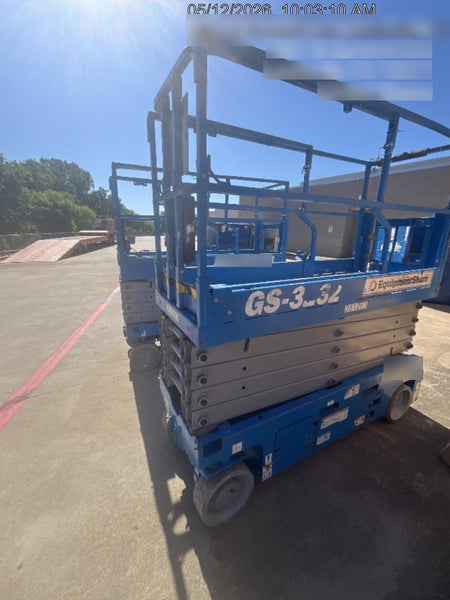 2023 GENIE GS-3232