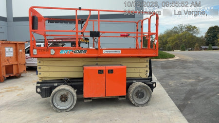 2022 JLG ERT4069