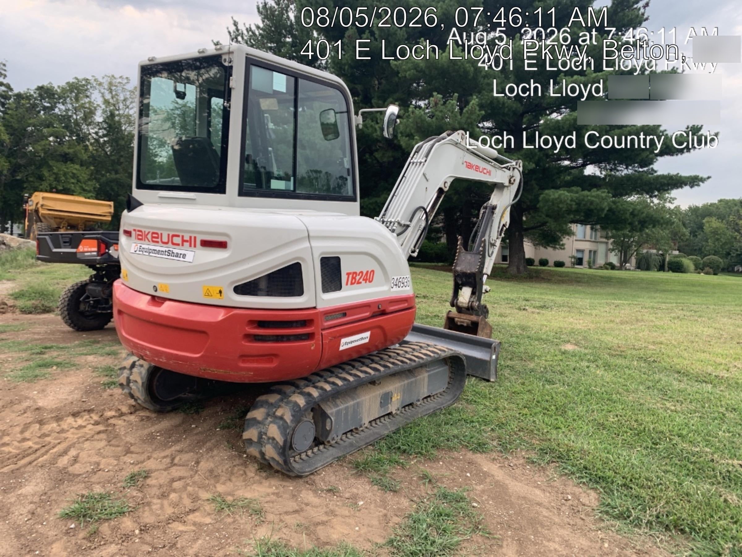 2023 TAKEUCHI TB240-CR