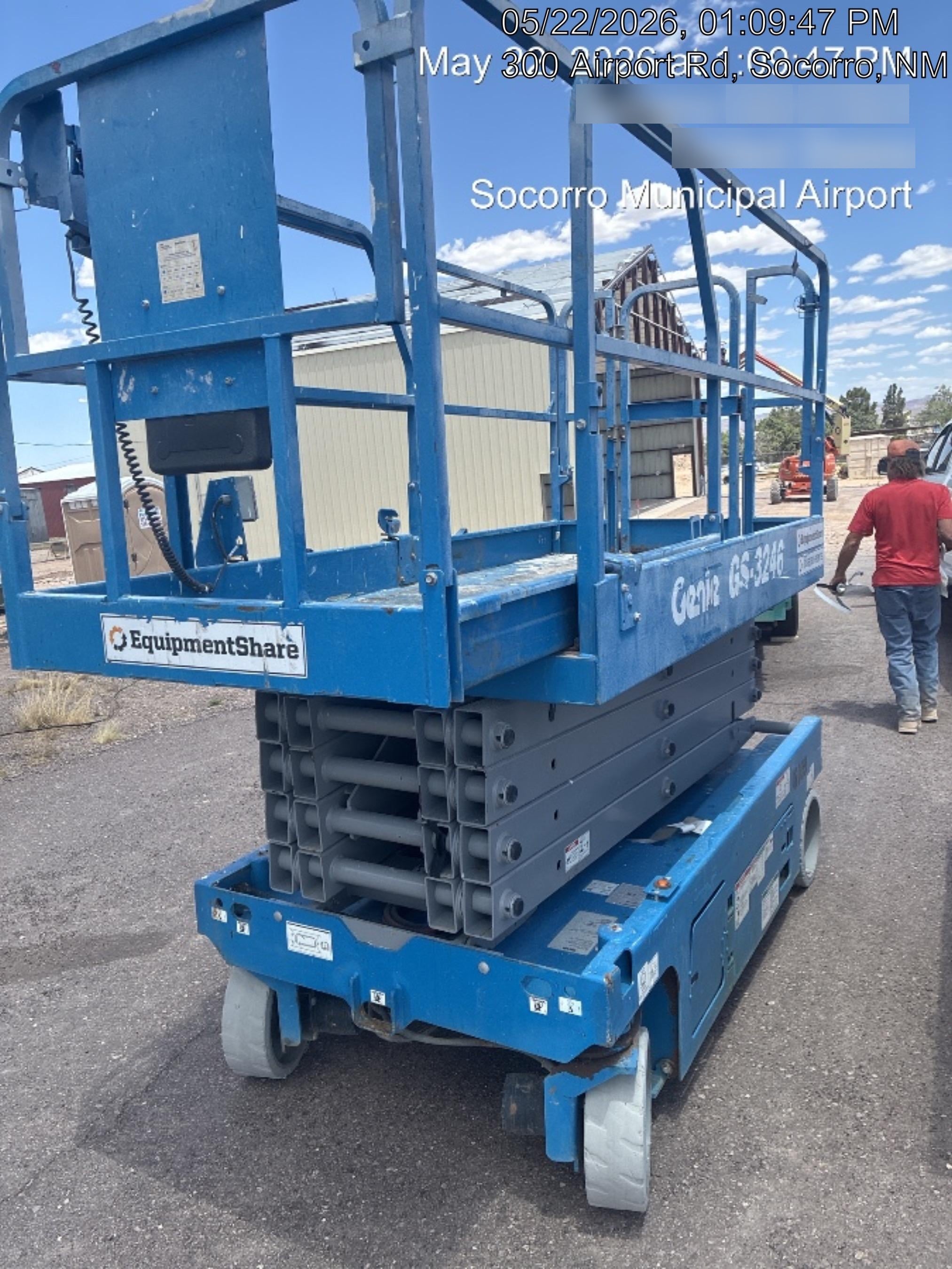 2018 Genie GS-3246 Genie GS-3246 w/Folding rails, Full height swing gate