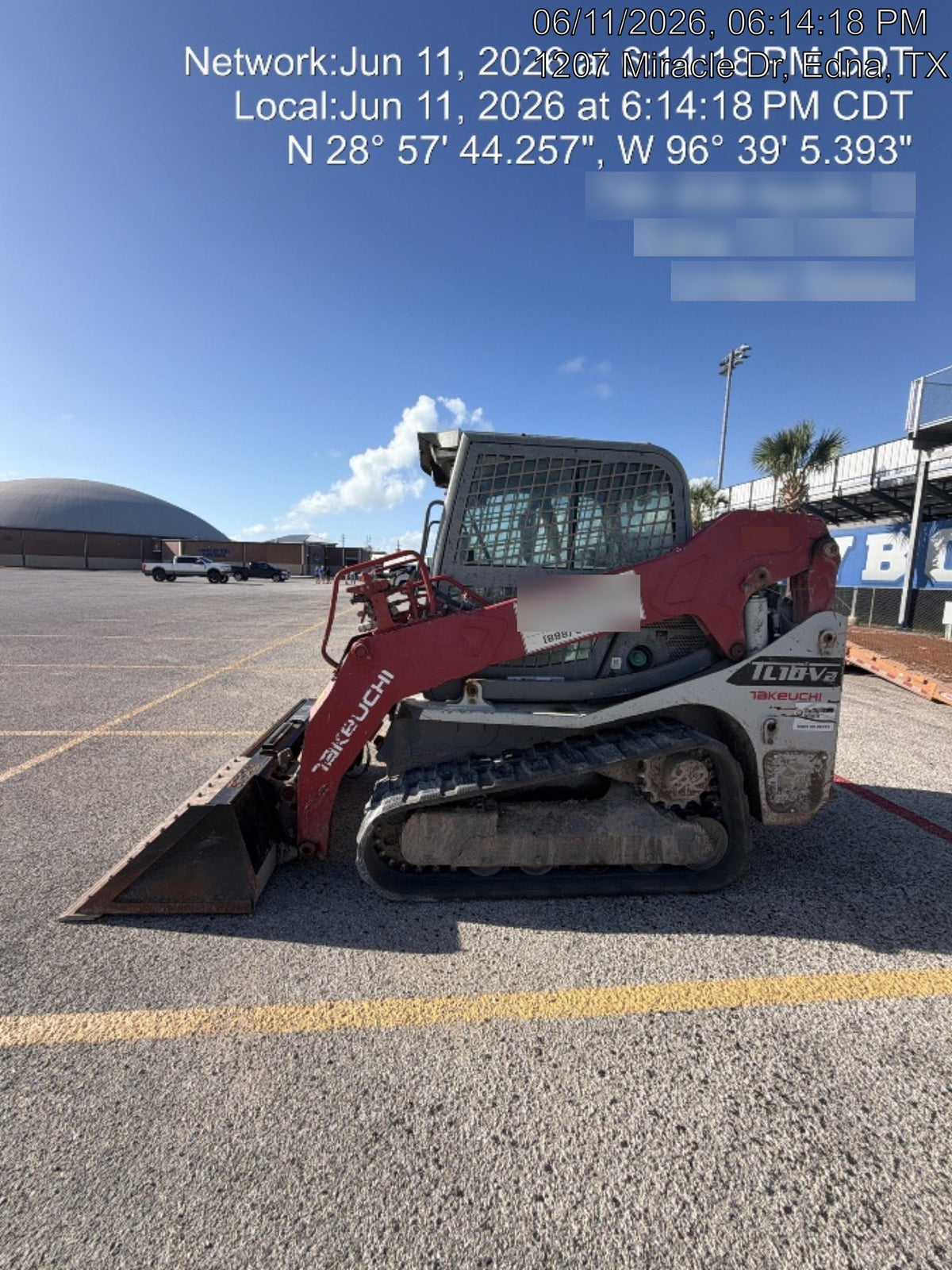 2019 Takeuchi TL10V2-CR Cab/Heat/AC, Rubber Tracks, Backup Alarm, Front & rear working Lights, Auxiliary Hydraulics, 2 Speed Travel, Engine Monitoring System, Hydraulic universal quick hitch w/76" HD smooth dirt bucket with bolt-on edge, 20.3 cubic feet capacity, 48" Pallet forks and frame