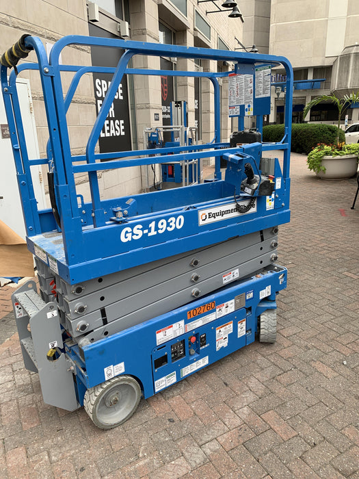 2020 Genie GS-1930 Fixed rails with chain entry gate - Pre A92.20