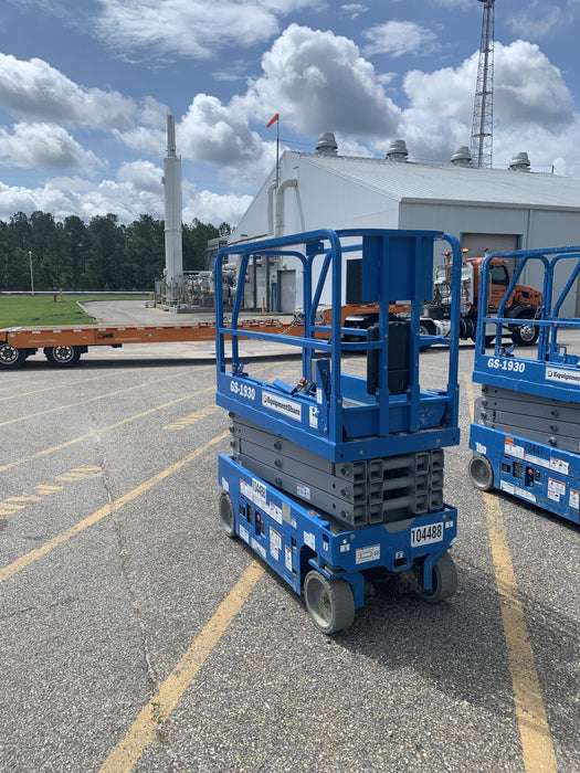 2020 Genie GS-1930 Fixed rails with chain entry gate - Pre A92.20