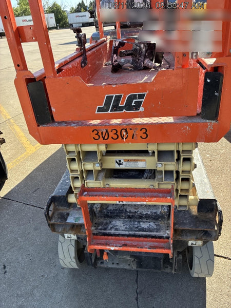 2023 JLG ES1932