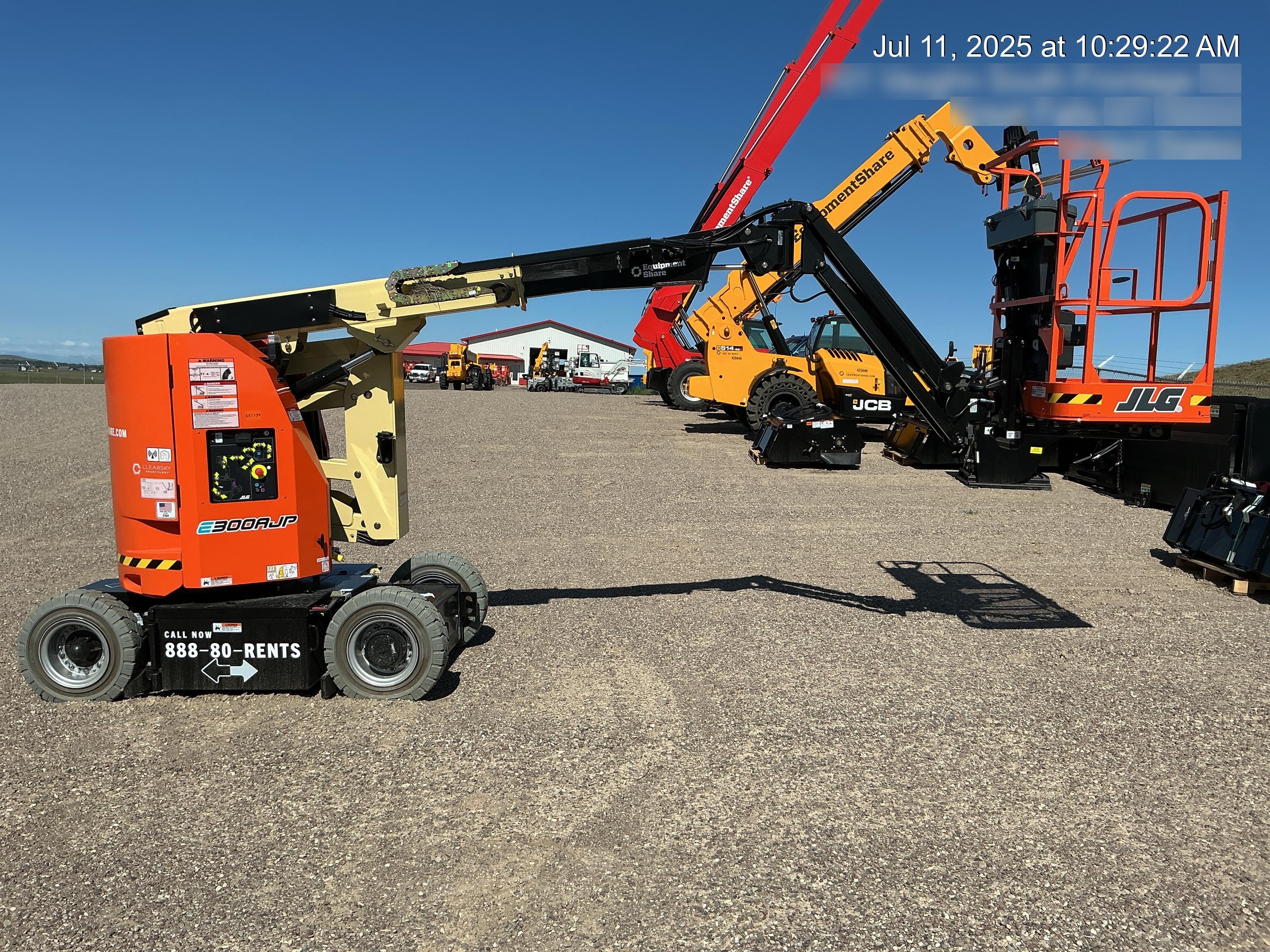 2025 JLG E300AJP