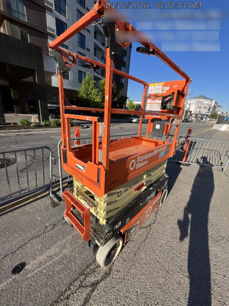 2022 JLG ES1932