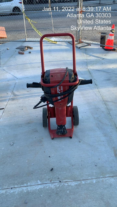 2020 HILTI TE 3000-AVR