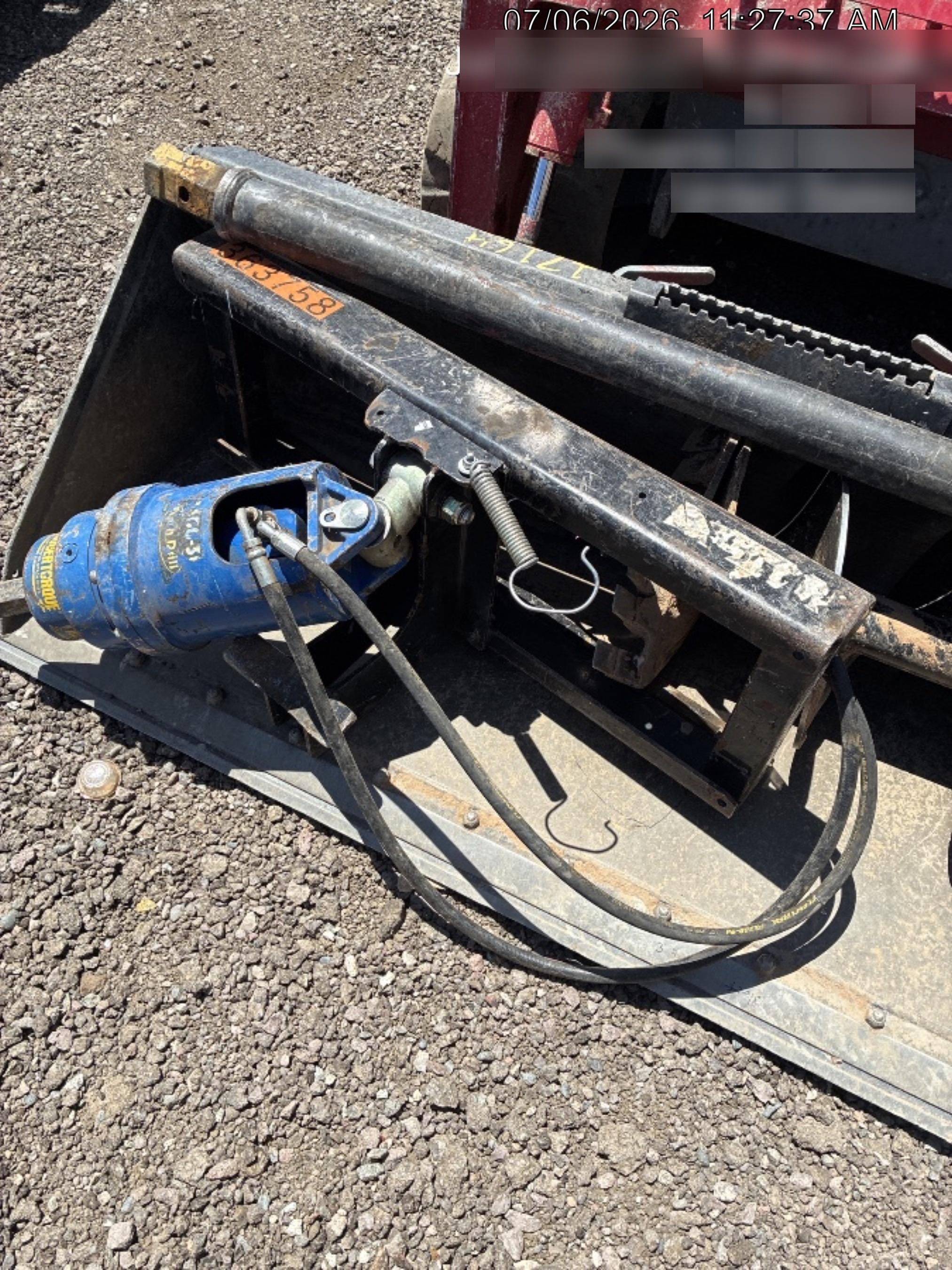 2023 AUGER TORQUE 3300-30