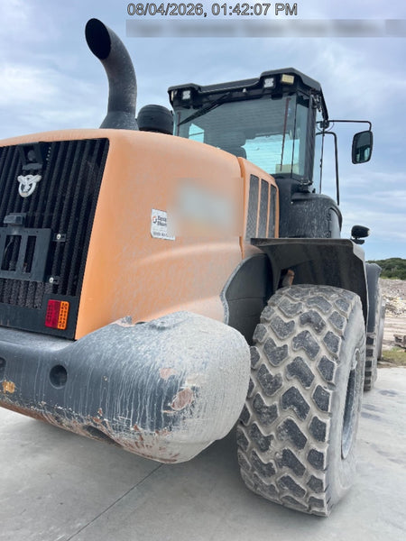 2022 CASE 921G
