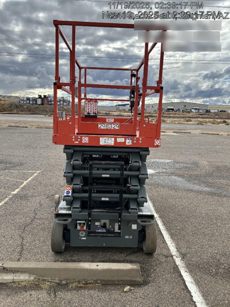 2023 SKYJACK SJ4740