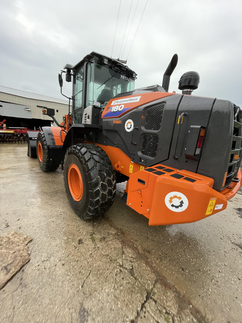 2022 HITACHI ZW180-6