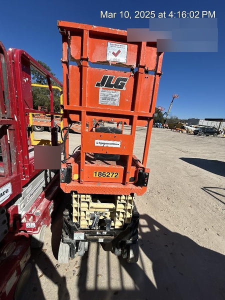2021 JLG ES1932