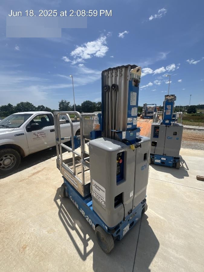 2020 GENIE GR-20