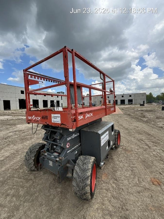 2017 SKYJACK SJ6832 RT