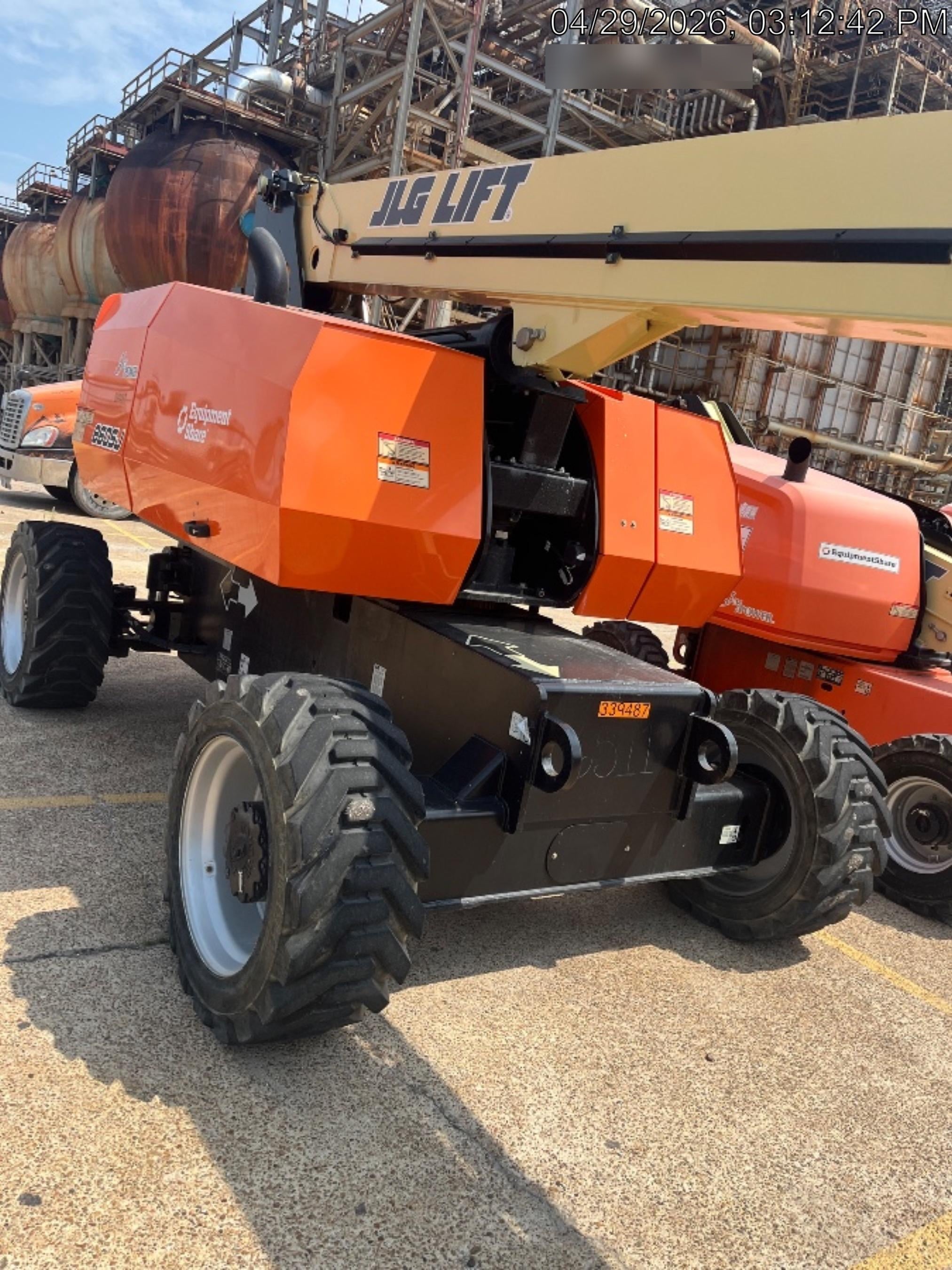 2023 JLG 860SJ