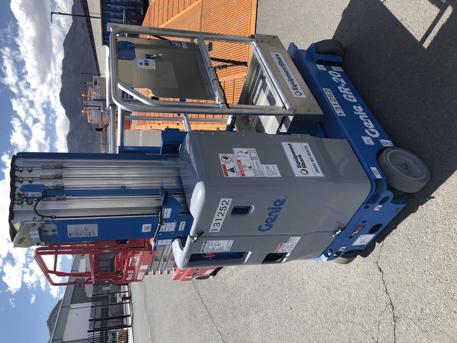 2021 GENIE GR-20