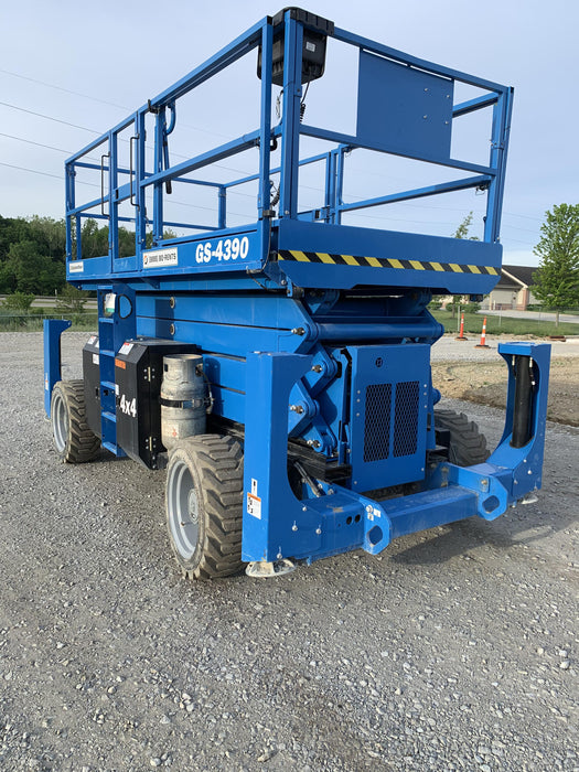 2020 GENIE GS-4390 RT